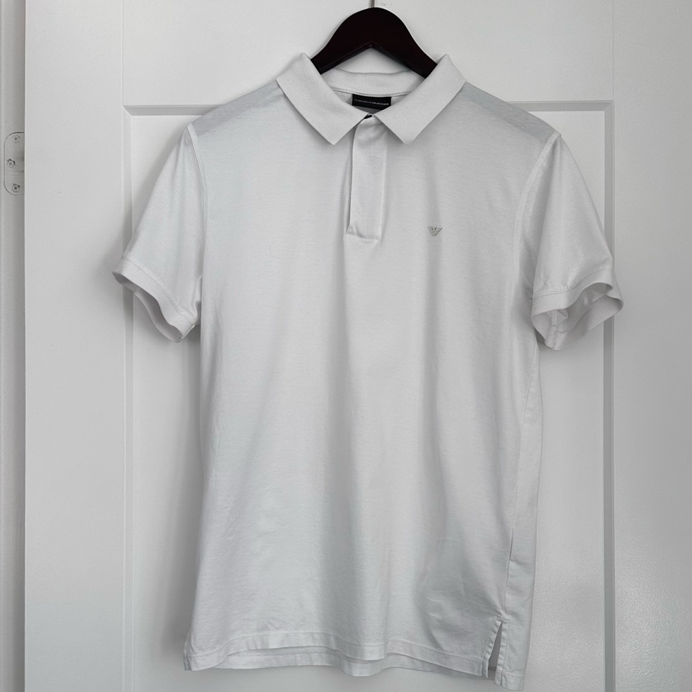 EMPORIO ARMANI TRAVEL ESSENTIALS COTTON PIQUÉ POLO IN WHITE